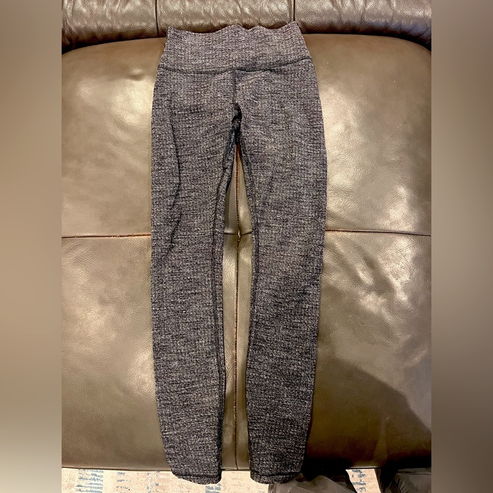 Lululemon Gray Textured Leggings